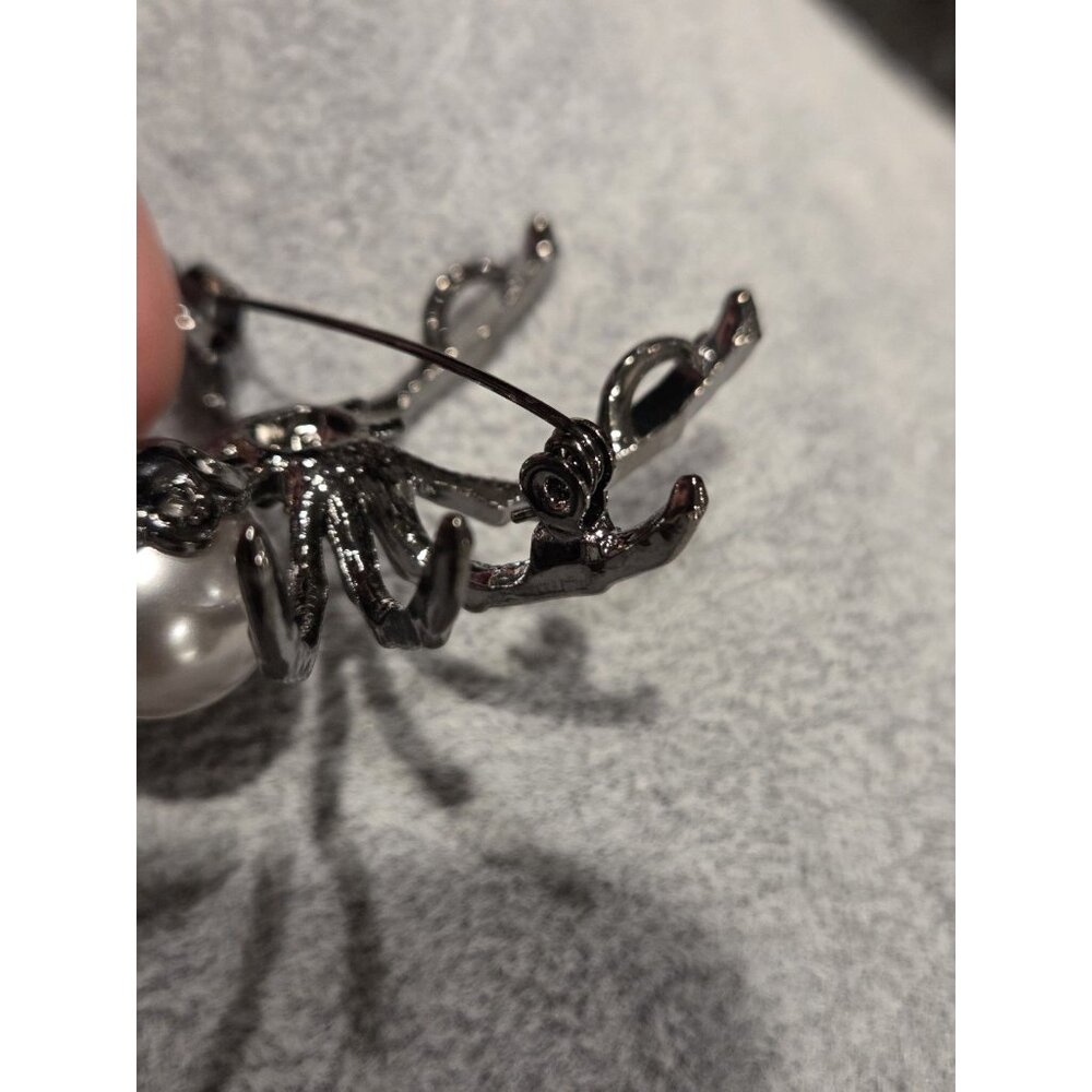 Gunmetal Spider Pendant Brooch Faux Silver Pearl Body & Black Rhinestone 2x1.75" - Picture 5 of 13